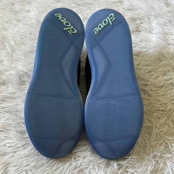 CLOVE WOMEN'S/MEN’S CLASSIC
NIGHT SHIFT SNEAKERS SIZE W-9.5 M-8 - Picture 8 of 9